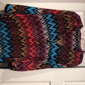 Chevron top. Pictures do not do it justice!